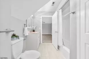 10 Blue Cliff Dr, Clinton Township, NJ 08833 - Photo 33