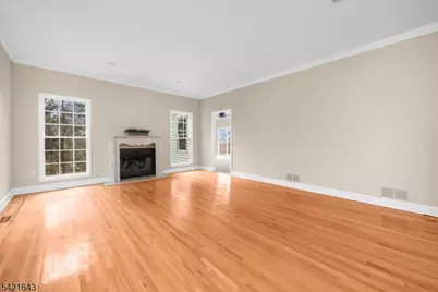 10 Blue Cliff Dr, Clinton Township, NJ 08833 - Photo 7