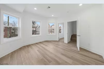 16 Headley Ter, Irvington, NJ 07111 - Photo 11