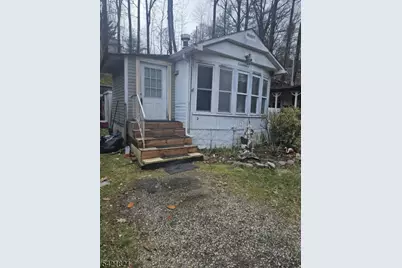 113 Hamburg Tpke #2, Butler, NJ 07405 - Photo 1