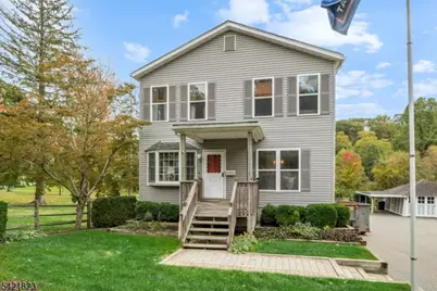 8 Mendham Ave, Morris Township, NJ 07960 - Photo 3