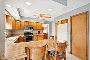 8 Mendham Ave, Morris Township, NJ 07960 - Photo 11