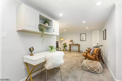 7 Van Vleck St #9, Montclair Twp., NJ 07042 - Photo 19