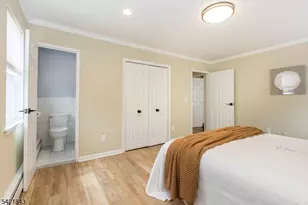 7 Van Vleck St, Montclair Twp., NJ 07042 - Photo 15