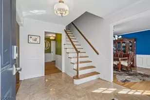 9 King Hill Ct, Morris Township, NJ 07960 - Photo 3