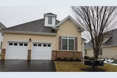 84 Patriots Way, Franklin Township, NJ 08873 - Photo 1