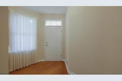 84 Patriots Way, Franklin Township, NJ 08873 - Photo 5