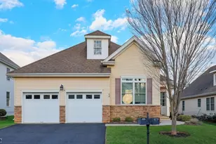 84 Patriots Way, Franklin Township, NJ 08873 - Photo 1