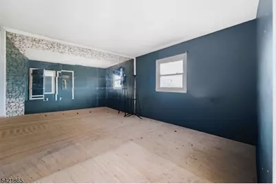 1019 Essex Ave, Linden, NJ 07036 - Photo 23