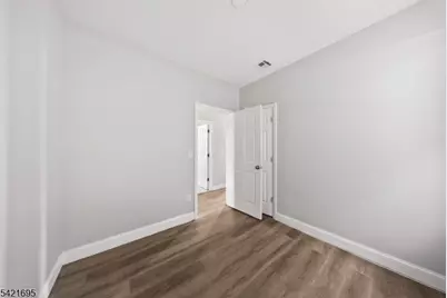 102 Grant St, Passaic, NJ 07055 - Photo 17