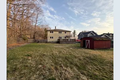 28 Carr St, Pompton Lakes, NJ 07442 - Photo 11