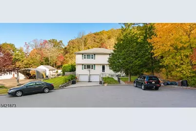 28 Carr St, Pompton Lakes, NJ 07442 - Photo 1