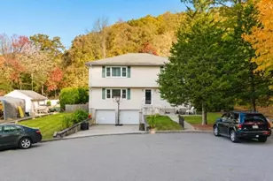 28 Carr St, Pompton Lakes, NJ 07442 - Photo 1