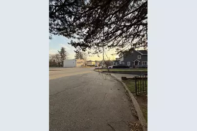 28 Carr St, Pompton Lakes, NJ 07442 - Photo 5