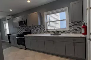 621 Grove St, Irvington, NJ 07111 - Photo 3