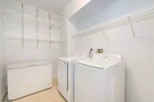 177 Brittany Ct, Clifton, NJ 07013 - Photo 19