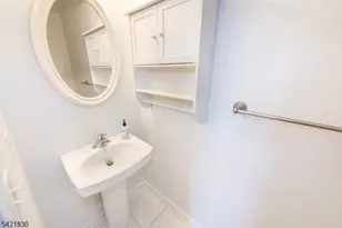 177 Brittany Ct, Clifton, NJ 07013 - Photo 9