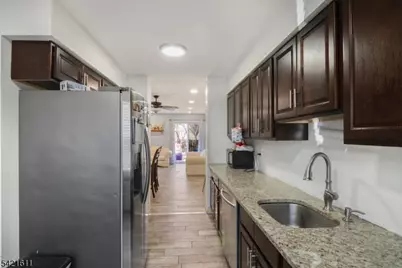 10 Neilson St #H, New Brunswick, NJ 08901 - Photo 5