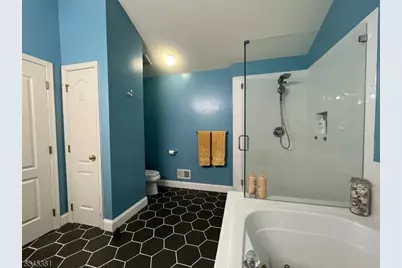 43 Georgetown Ct, Bernards Township, NJ 07920 - Photo 9