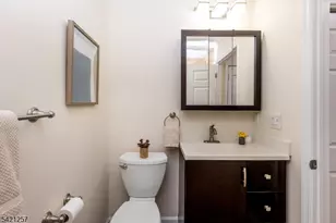 971 Bloomfield Ave, Glen Ridge Boro Twp., NJ 07028 - Photo 27