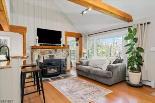 426 E Lakeshore Dr, Vernon, NJ 07422 - Photo 9