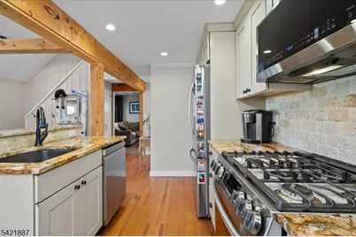 426 E Lake Shore Dr, Vernon, NJ 07422 - Photo 13