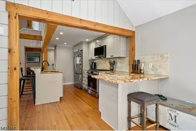 426 E Lake Shore Dr, Vernon, NJ 07422 - Photo 11