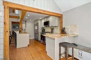 426 E Lakeshore Dr, Vernon, NJ 07422 - Photo 11