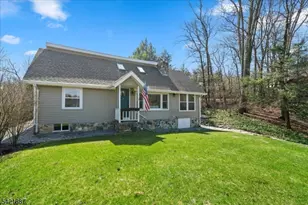 426 E Lakeshore Dr, Vernon, NJ 07422 - Photo 5