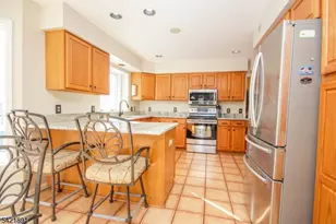 6 Meadow Lake Dr, Hardwick Township, NJ 07825 - Photo 5