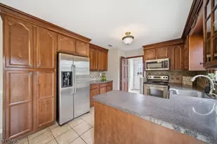 4 Gristmill Rd, Hanover Township, NJ 07927 - Photo 15