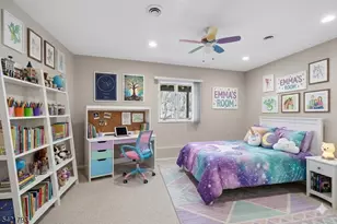 8 Village Green Ct, South Orange Village Twp., NJ 07079 - Photo 27