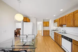 8 Village Green Ct, South Orange Village Twp., NJ 07079 - Photo 13