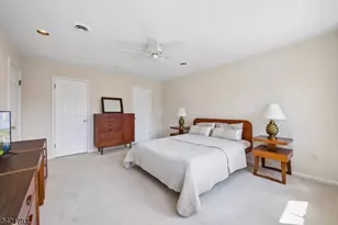 8 Village Green Ct, South Orange Village Twp., NJ 07079 - Photo 19