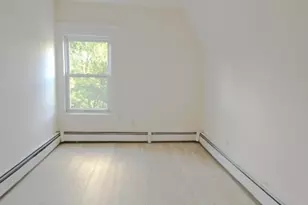 15 E Clay Ave, Roselle Park, NJ 07204 - Photo 7