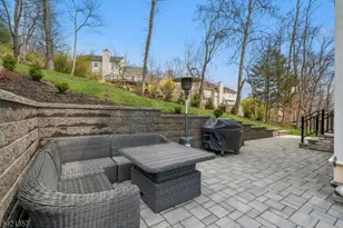 518-520 Cardinal Ln, Green Brook Township, NJ 08812 - Photo 33