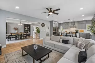 518 Cardinal Ln, Green Brook Township, NJ 08812 - Photo 17