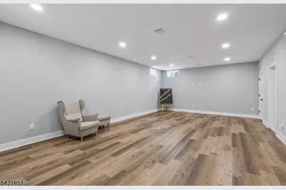 518 Cardinal Ln, Green Brook Township, NJ 08812 - Photo 39