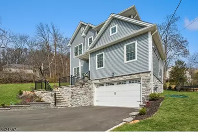 518-520 Cardinal Ln, Green Brook Township, NJ 08812 - Photo 5