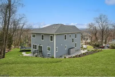 518 Cardinal Ln, Green Brook Township, NJ 08812 - Photo 47