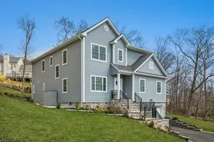 518-520 Cardinal Ln, Green Brook Township, NJ 08812 - Photo 3