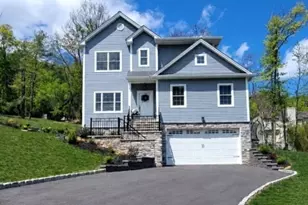 518-520 Cardinal Ln, Green Brook Township, NJ 08812 - Photo 1