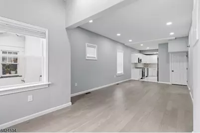 77 Lakeside Ave, Pompton Lakes, NJ 07442 - Photo 7