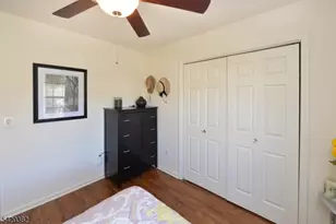 20 Parkside Ct, Wayne, NJ 07470 - Photo 11