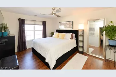 20 Parkside Ct, Wayne, NJ 07470 - Photo 13