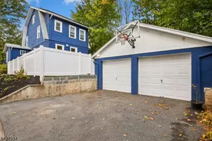 195 Harrison Ave, Montclair, NJ 07042 - Photo 21