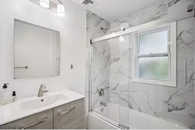 195 Harrison Ave, Montclair, NJ 07042 - Photo 13