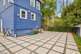 195 Harrison Ave, Montclair, NJ 07042 - Photo 19