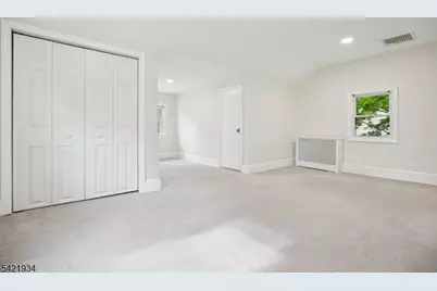 195 Harrison Ave, Montclair, NJ 07042 - Photo 17