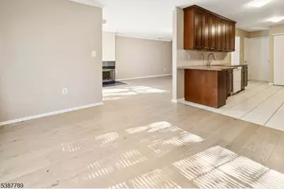 10G Brookline Ct, Montgomery Township, NJ 08540 - Photo 9